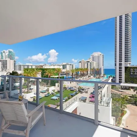 Wrap Around Balconyparadise Beach Amazing Pools